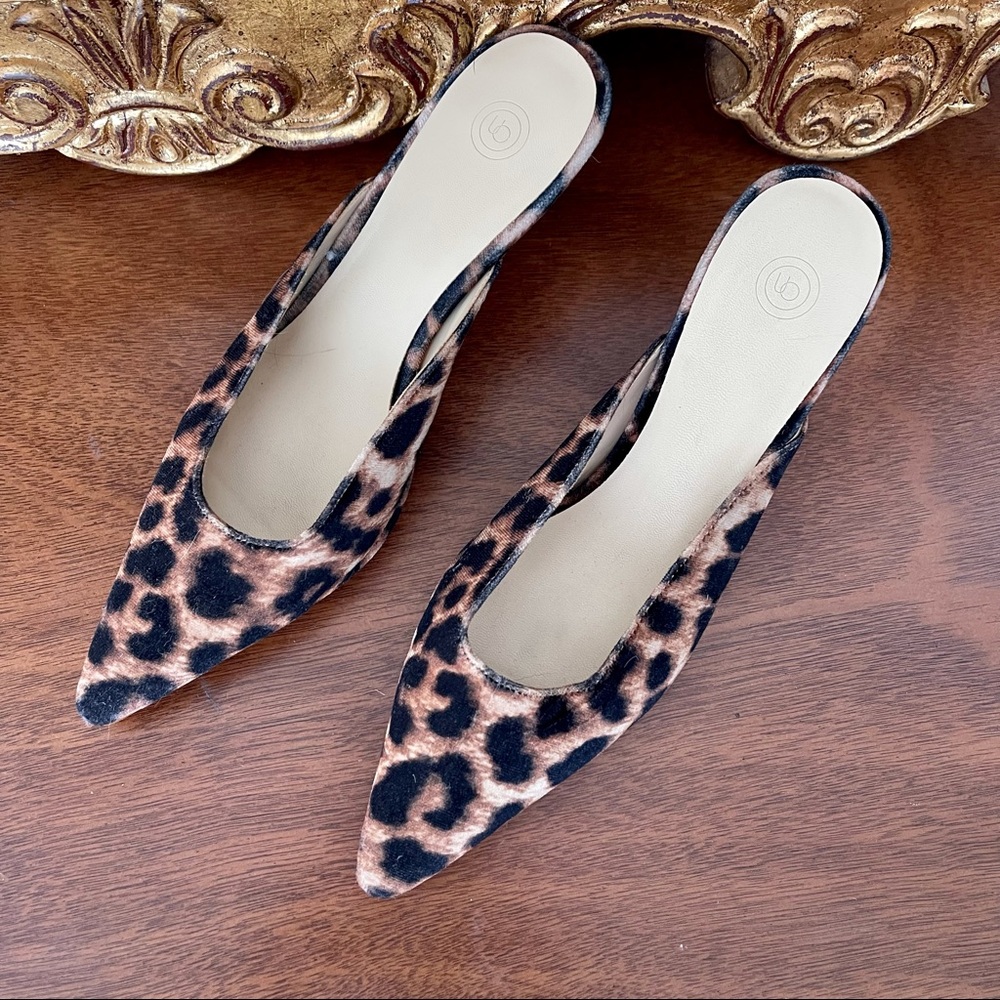 UO Leopard Heels 
Size 9
Freshly resoled!